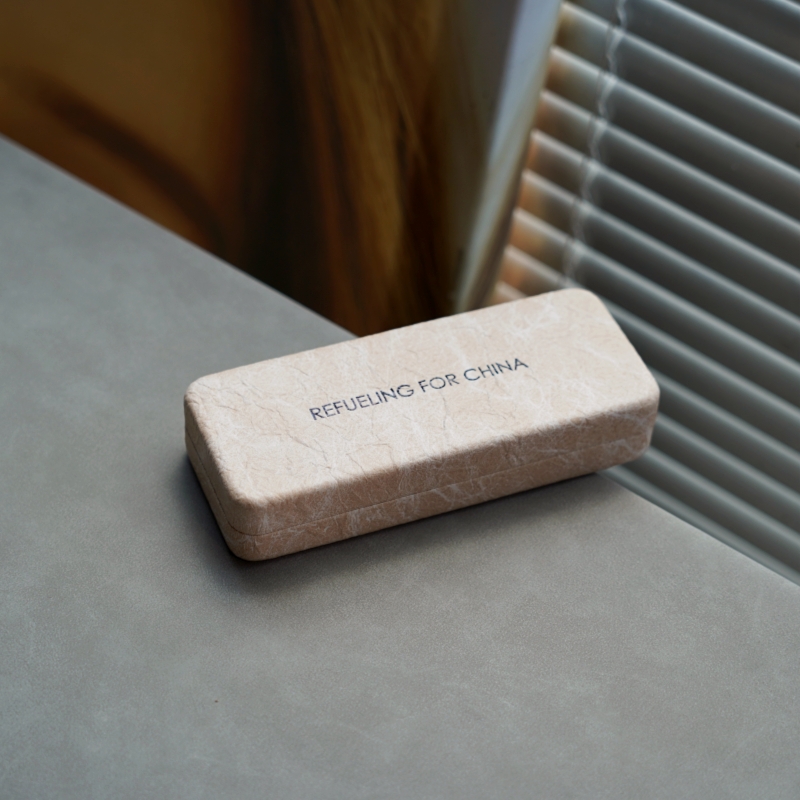 高级感眼镜盒送眼镜布