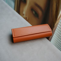 Retro portable glasses case, men's and women's leather, simple, pressure-resistant and shockproof, myopia glasses case, high-end and fresh storage box thumbnail 3