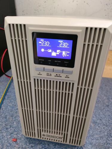 山顿UPS不间断电源SD3KNTL在线式3KVA/2700W医疗服务器外接电池组