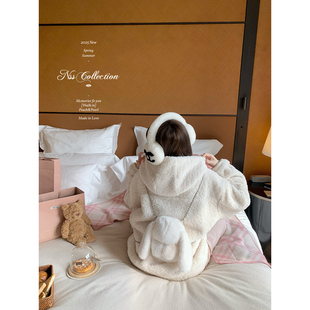 宽松保暖上衣女冬新款 奶油兔兔 连帽羊羔毛外套 COLLECTION NSS