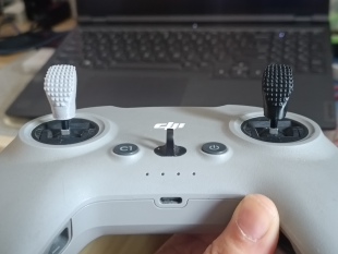 大疆Avata阿瓦塔fpv2/3遥控器,摇杆头7-8mm都适用,tpu材料打印