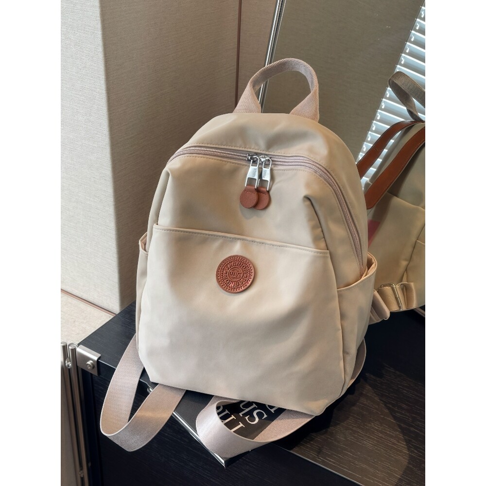 法国CavienKIon双肩包轻便百搭女士防水大学生书包高级感旅行背包