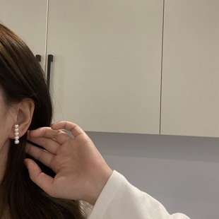 韩国简约珍珠平衡木耳环S925银针镀真金一字设计ins复古百搭耳丁
