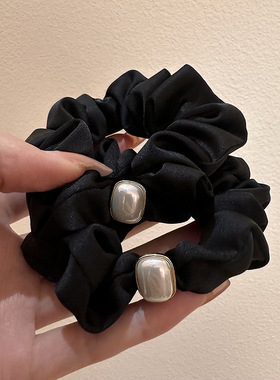 极简感黑色大肠圈发圈仿珍珠头绳高弹力扎马尾皮筋气质发绳女