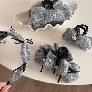 神秘布鲁灰~毛线蝴蝶结抓夹高级感珍珠发夹秋冬头饰盘发鲨鱼夹
