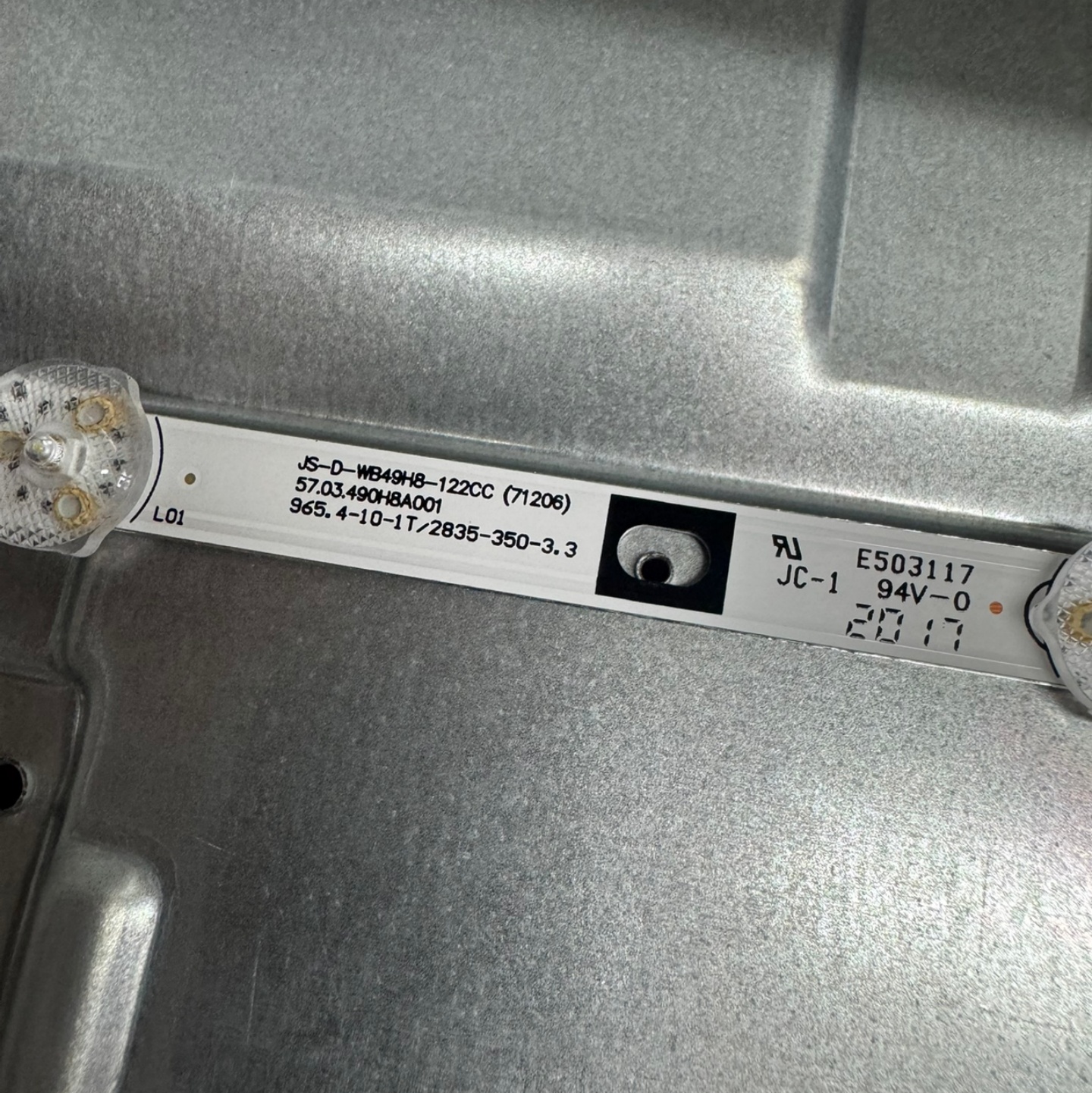TV-50华凌5068DW灯条JS-D-WB49H8