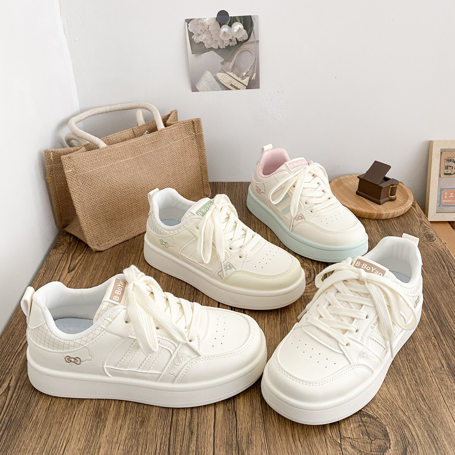 韩版厚底小白鞋女2026春季新款chic小众设计休闲kt猫运动轻便板鞋,女鞋,时尚休闲鞋,淘宝优惠券,粉丝福利购,淘宝优惠卷