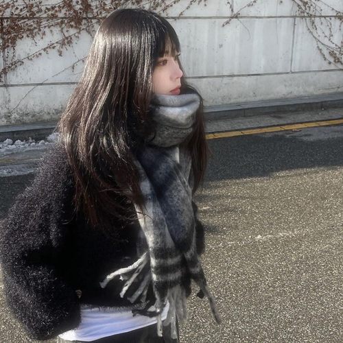 冷淡风~加厚软糯仿马海毛围巾女秋冬季保暖气质高级感黑灰色披肩