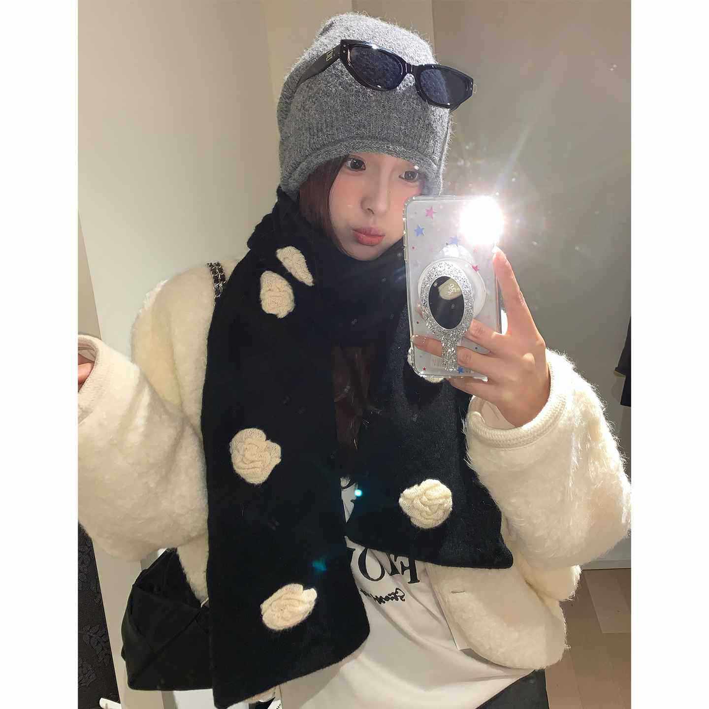 含羊毛高级感小香风立体花朵针织围巾女款冬季加厚保暖短款围脖潮,服饰配件/皮带/帽子/围巾,围巾/丝巾/披肩,淘宝优惠券,粉丝福利购,淘宝优惠卷