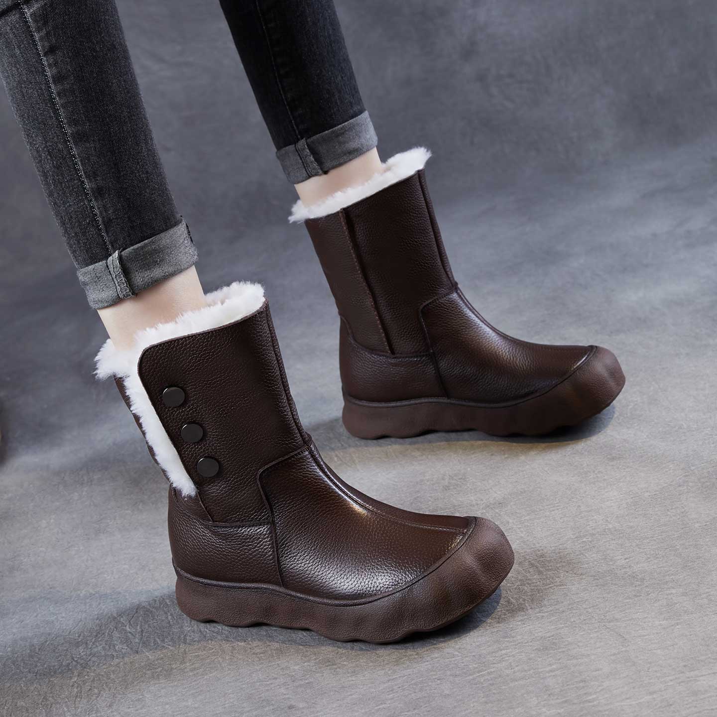 真皮雪地靴女2025冬季新款羊毛垫女鞋加绒保暖棉鞋东北休闲短筒靴