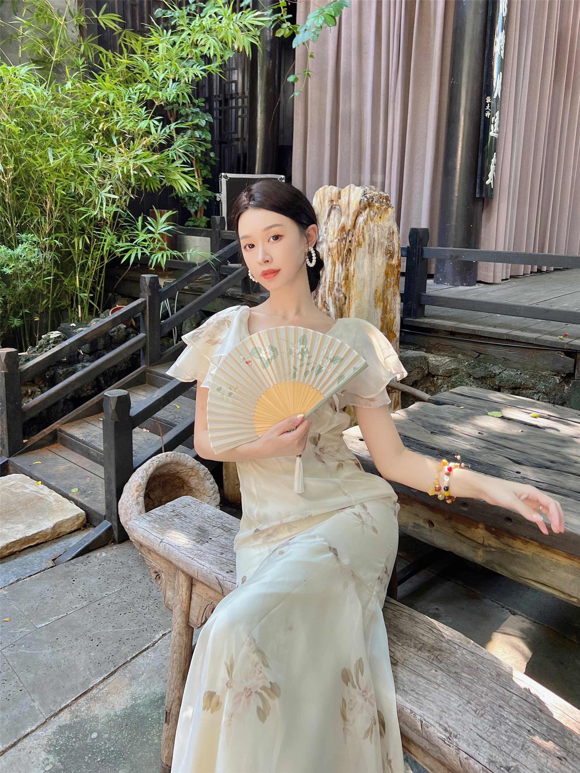 高定欧根纱印花鱼尾连衣裙
