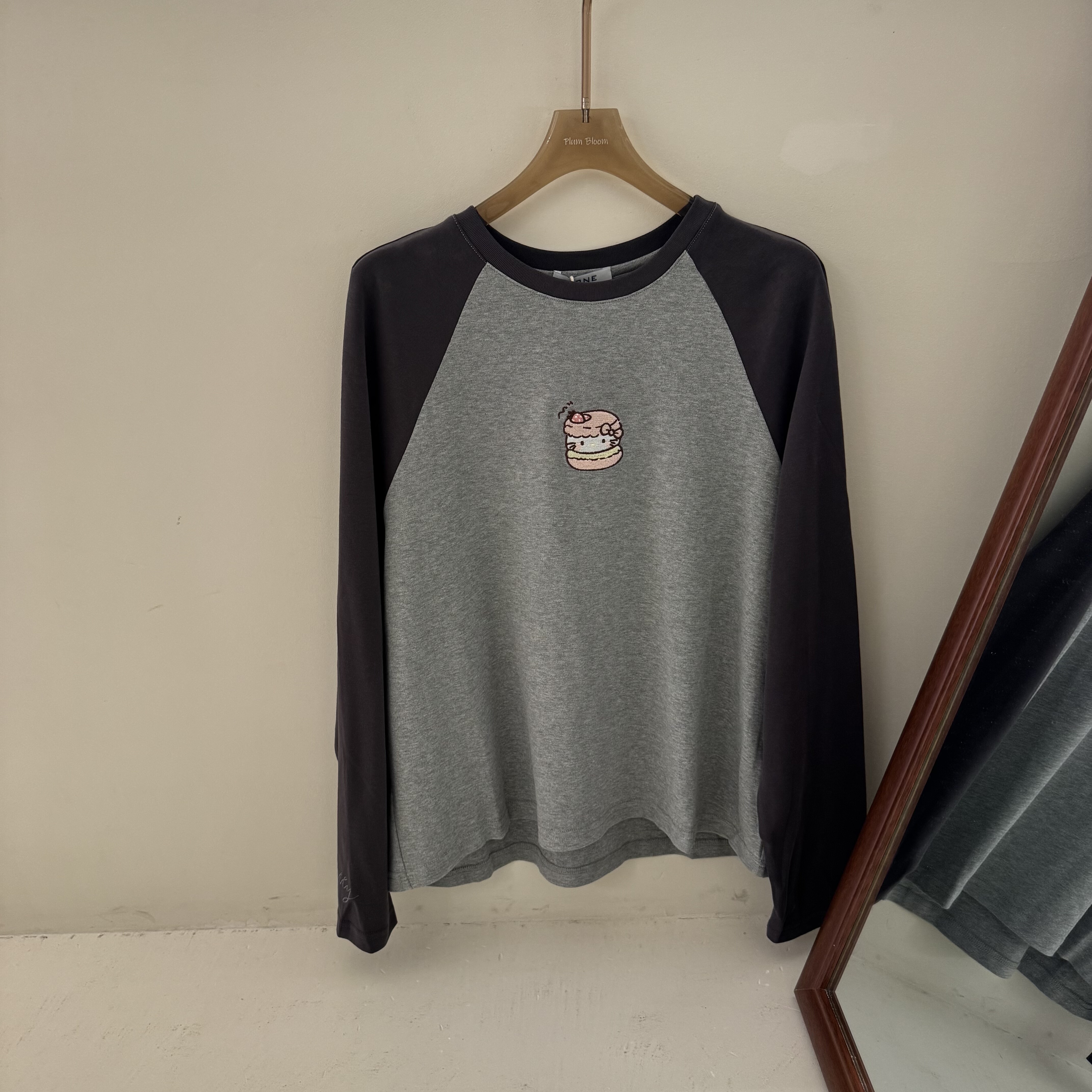 2025韩系设计款秋季新款韩版宽松休闲百搭圆领拼色长袖T恤女款