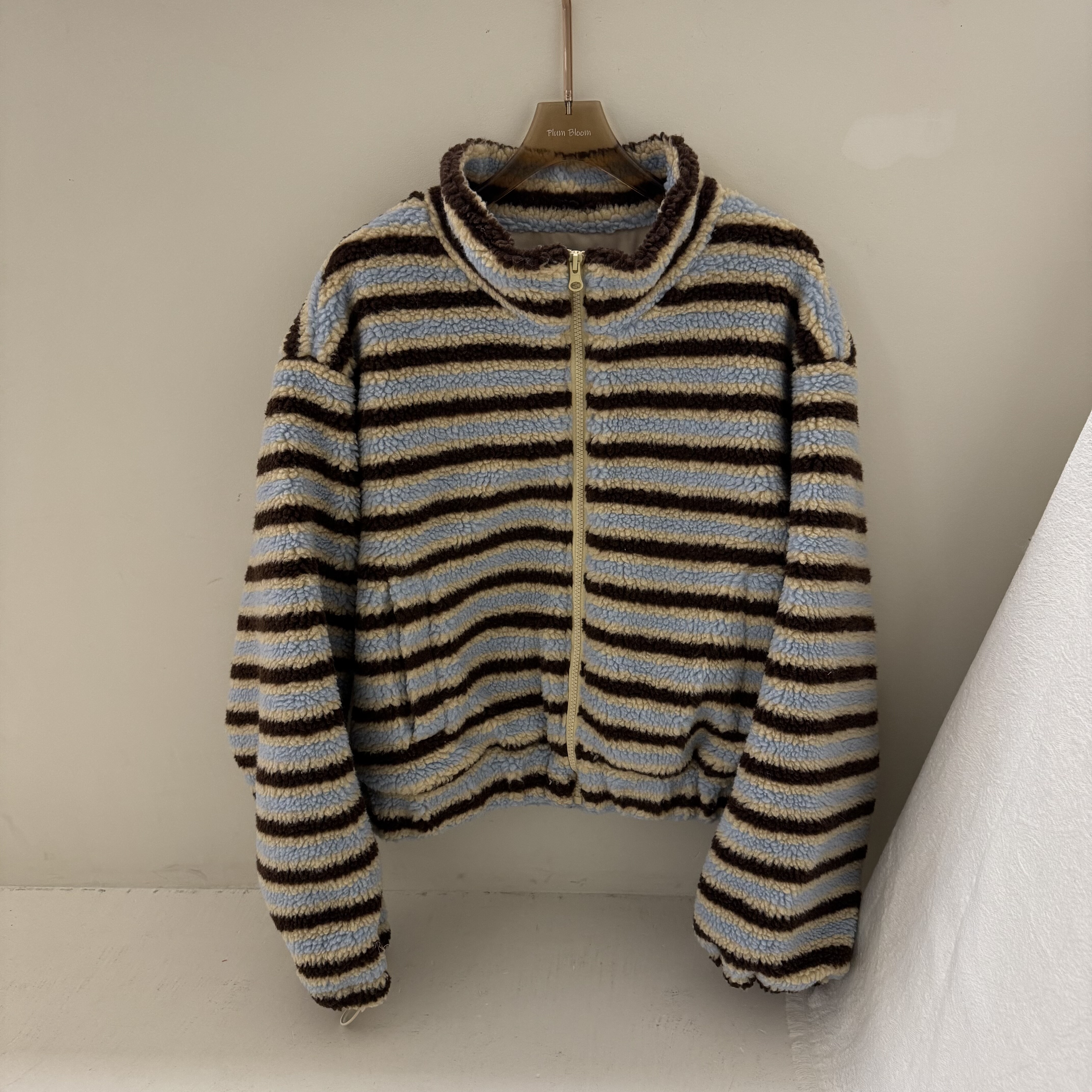 2025韩系设计款秋季新款韩版宽松休闲百搭立领毛毛外套女款