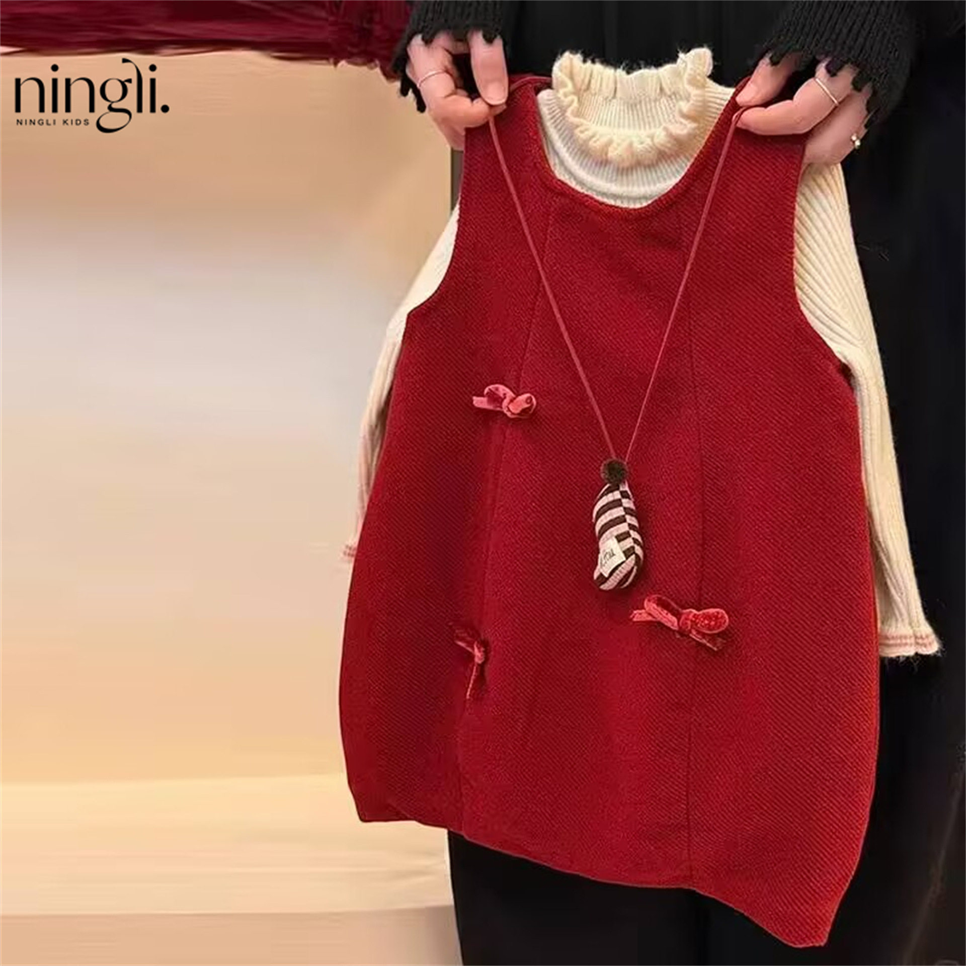 现货女童秋冬加厚毛呢连衣裙宝宝红色蝴蝶结周岁礼服拜年服背心裙