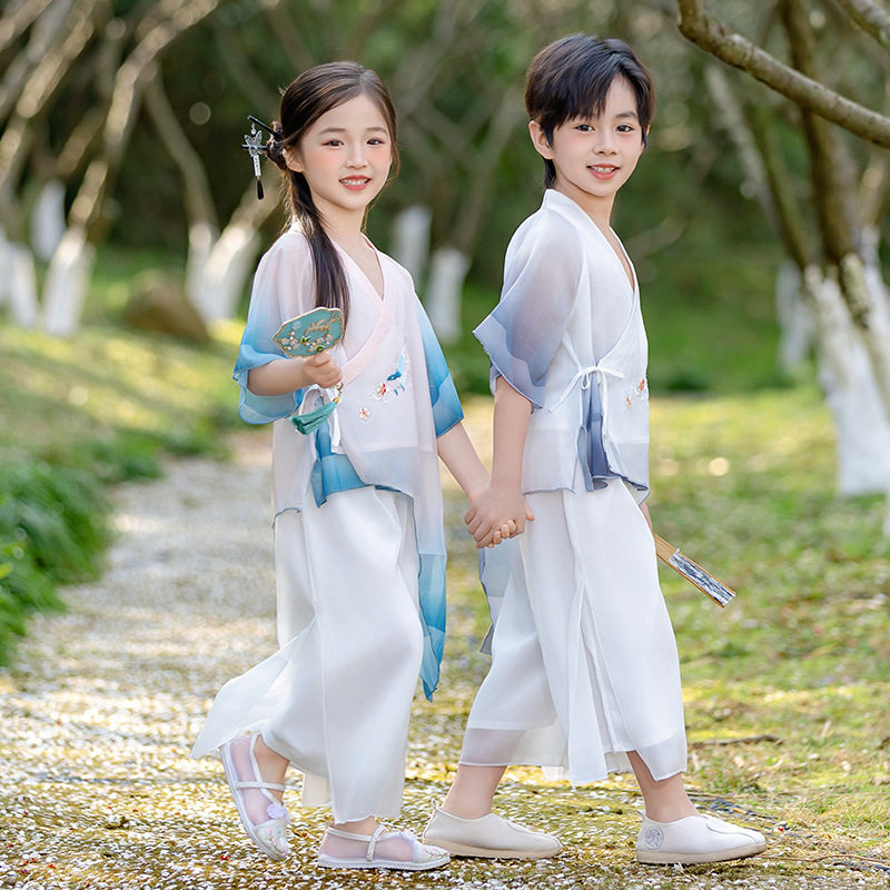 儿童汉服男女童装夏季中国风套装2026新款中国古风幼儿园表表演服