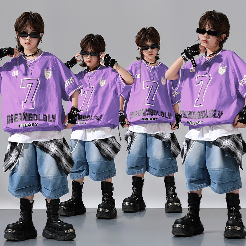 儿童街舞潮服嘻哈hiphop女童爵士演出服男童牛仔中裤套装表演服装