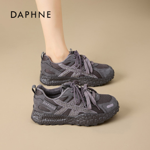 达芙妮厚底防滑阿甘鞋女2026秋冬款百搭休闲水钻德训鞋加绒老爹鞋