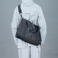 túi đeo chéo trẻ em nam Mye Tide Thương hiệu lớn -Capacity Fitness Messenger Bag Sinh viên Túi thông thường bán túi đeo chéo nam tui đeo cheo nam