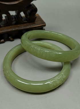 22年老店和田玉56mm黄玉黄口手镯