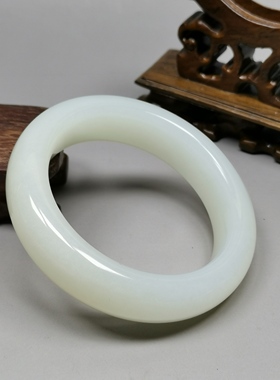 天然和田玉羊脂玉手镯56mm圈口