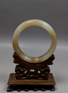 21年老店天然和田玉糖白玉58圈口手镯有证书编号5830