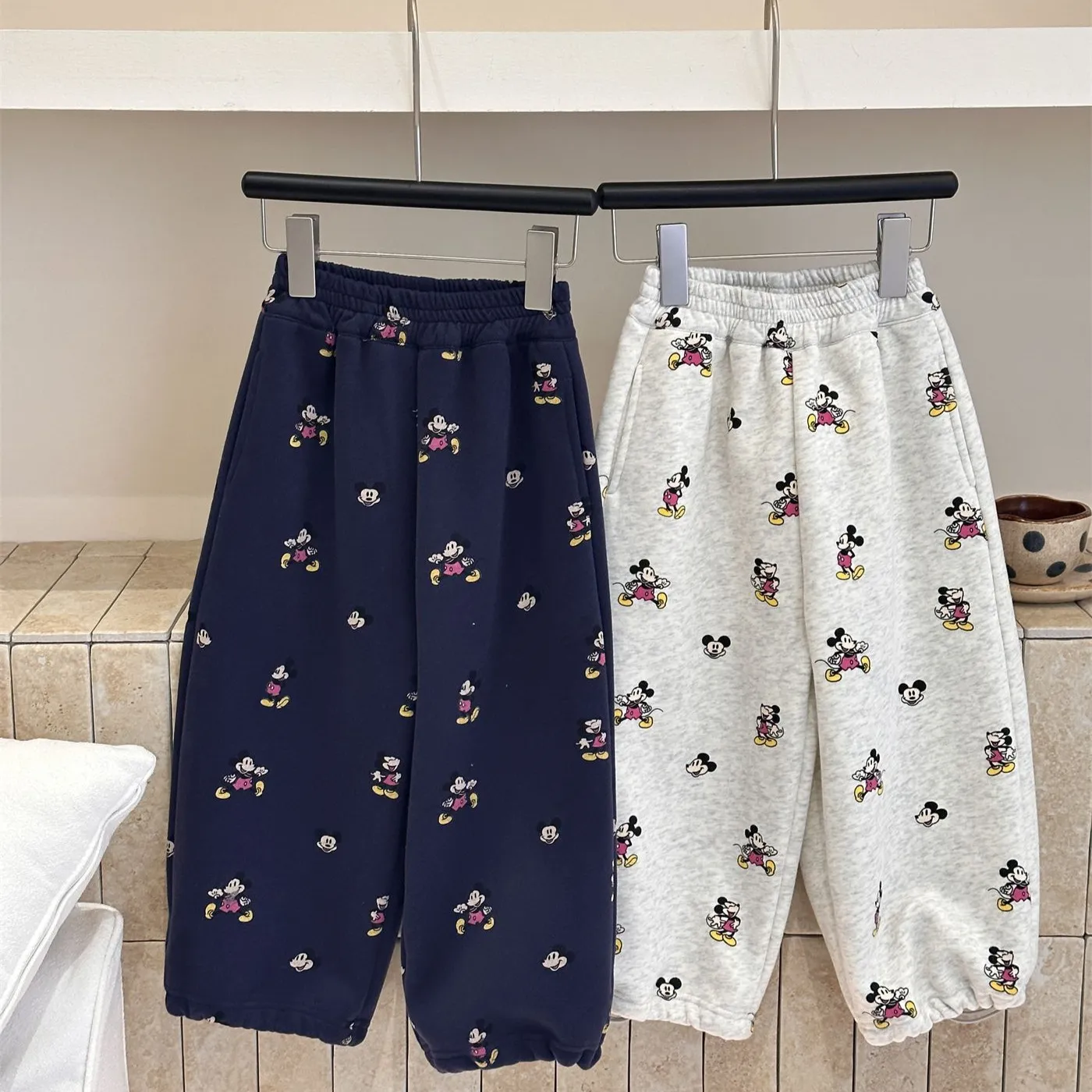 儿童满印卡通米奇加绒加厚运动卫裤冬季韩版男童保暖宽松休闲长裤