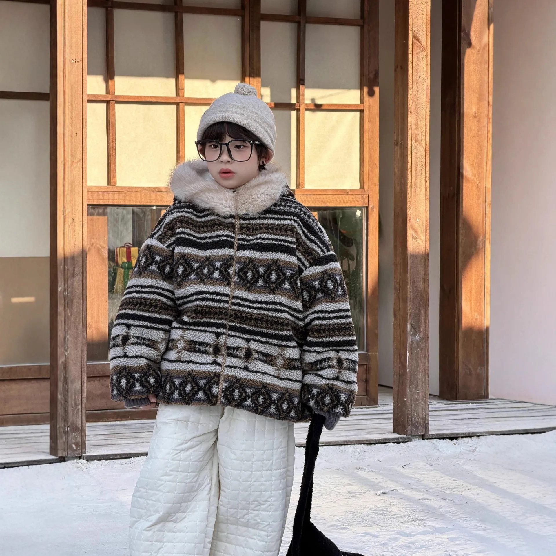 儿童洋气加厚大毛领费尔岛加绒连帽毛毛衣冬韩版男童保暖棉衣外套