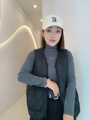 MM2025新款女士洋气保暖马甲