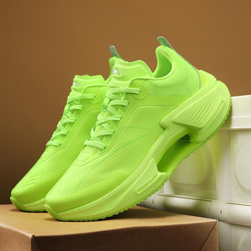 2025夏季新款男鞋MD大底碳板情侣款休闲运动潮流耐磨厚底跑步鞋女