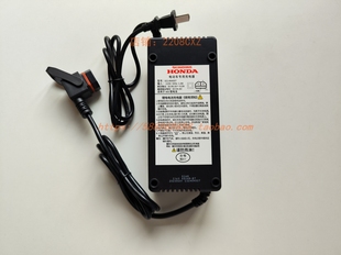 新大洲本田电动摩托车配件cub e幼兽充电器48V锂电池充电器正品