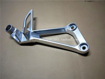 新大洲五本车配件CBR300、泰国进口左右前后脚蹬支架、固定板