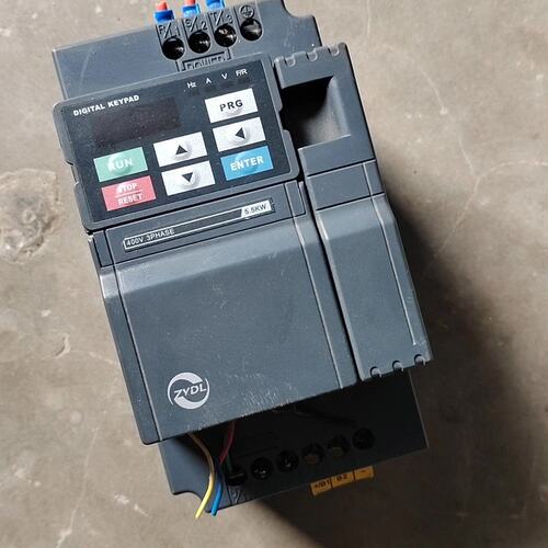 议价ZYDL变频器DF900-S0055T3B1DF900-S0037T3B1DF900-S0075T3B1