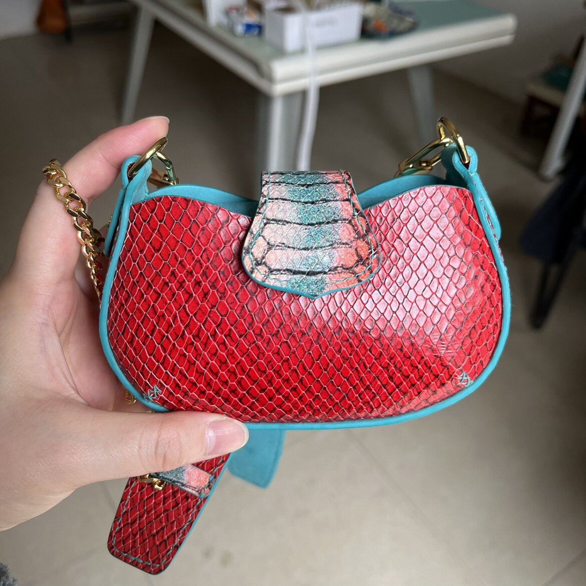 原创手工皮具轻中式小包包迷你钥匙包 头层牛皮撞色蛇纹大红色