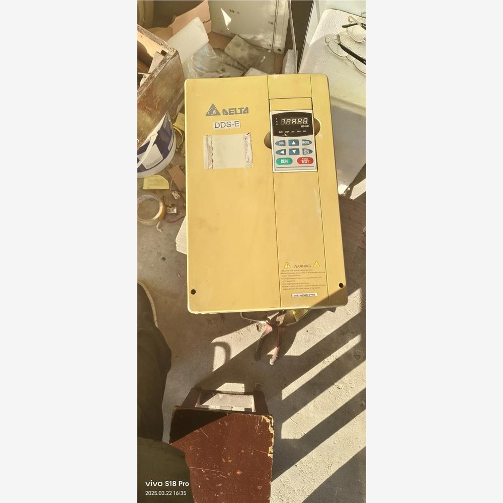 议价台达变频器MODEL，成色看图片实物DDS8300E