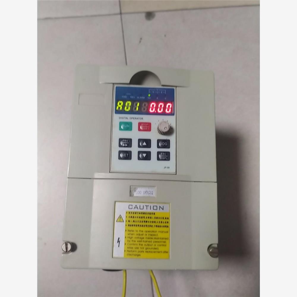 议价普传拍Pi7100变频器1.5KW380V 功能正常