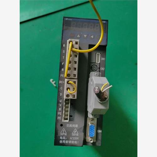 议价力川B2交流伺候驱动器LCDB2-072002-LB822