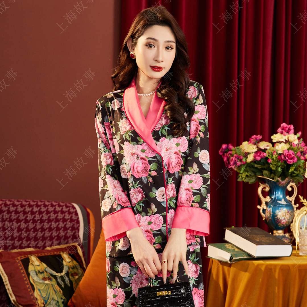 轻奢粉色玫瑰睡衣女丝绸