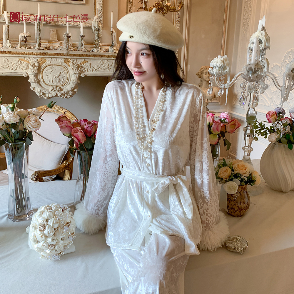 2026冬季高级感家轻奢金丝绒毛边睡衣女秋冬加厚保暖金钻绒家居服