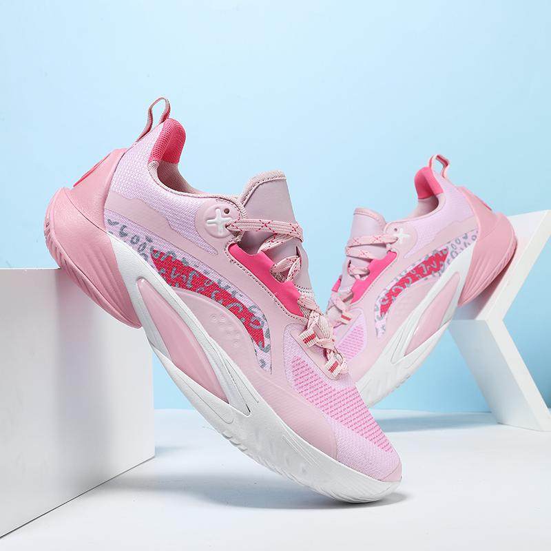 一双代发摩擦声响篮球鞋中小学生实体育室内外比赛训练运动鞋男