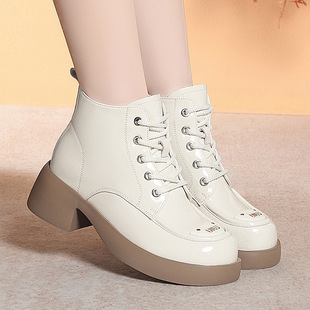 漆皮亮面马丁靴女鞋真皮粗跟短靴女款单靴厚底增高女靴春秋季皮鞋