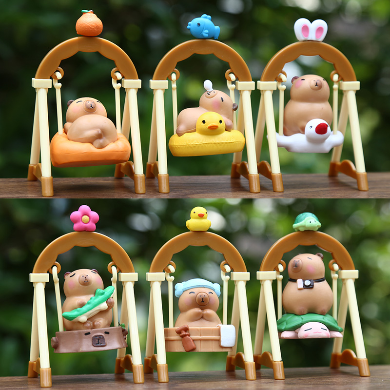 新品秋千卡皮巴拉手办盲盒网红水豚鼠办公室桌面治愈系潮玩摆件