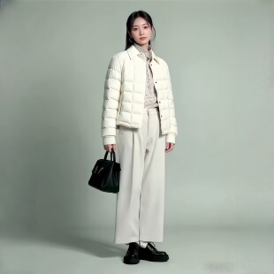 2025秋冬季新款时尚通勤休闲百搭小个子白色羽绒服外套女保暖上衣