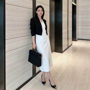 春夏季新款宴会晚装轻熟V领长袖白裙中长裙高级名媛连衣裙礼服女