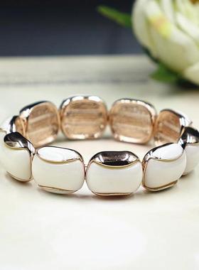 弹力白色欧美风饰品手环