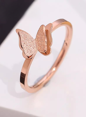 日韩简约钛钢蝴蝶尾戒