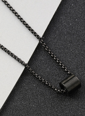 不锈钢朋克风黑色圆柱吊坠