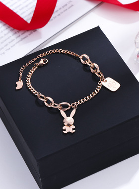 钛钢卡通兔手链玫瑰金