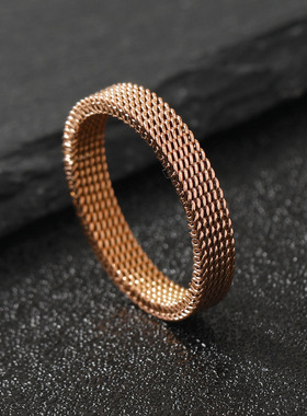 厂家直销4mm可变形钛钢戒指