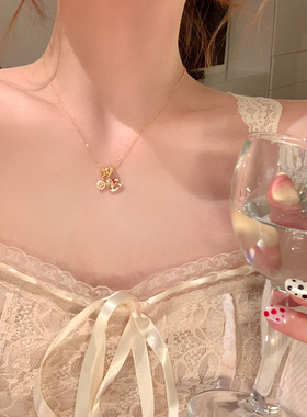 金色小马钱币轻奢锁骨链女款