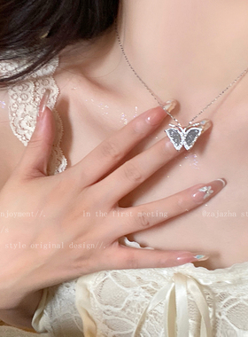 新中式冰晶锆石蝴蝶项链